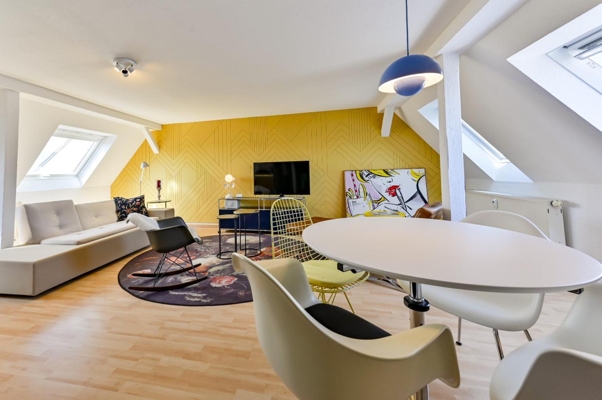Premium Quartier Clara , Karl Und Fritz Auf Dem Kassberg Mit Eigenem Stellplatz Apartman Chemnitz Szoba fotó